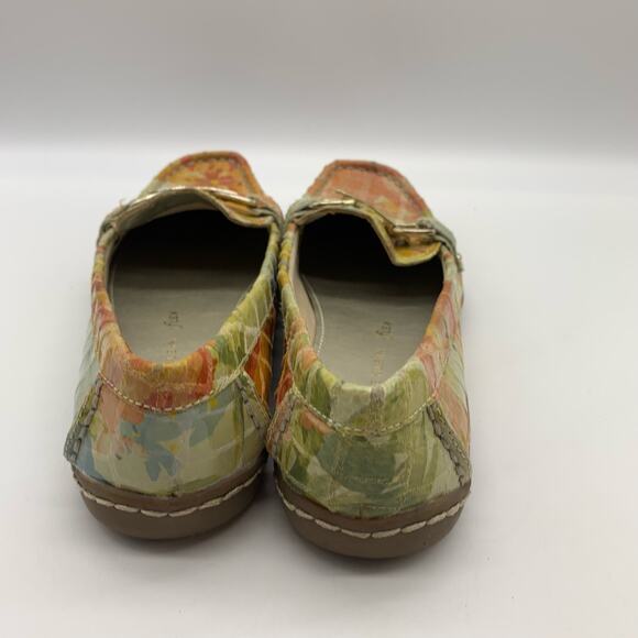 Anne Klein Women's Embossed Leather Floral Pattern Moccasin Loafers Sz 6M - Picture 9 of 13